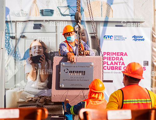 REHAU TRASLADA LA PRODUCCIÓN DE CUBRECANTOS A CELAYA REHAU TRASLADA LA PRODUCCIÓN DE CUBRECANTOS A CELAYA
