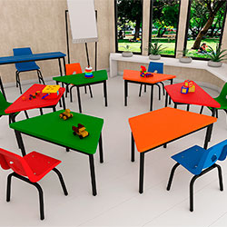 MANOS EXPERTAS QUE PRODUCEN MUEBLES