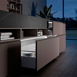 LA LUZ QUE TRANSFORMA EL MOBILIARIO